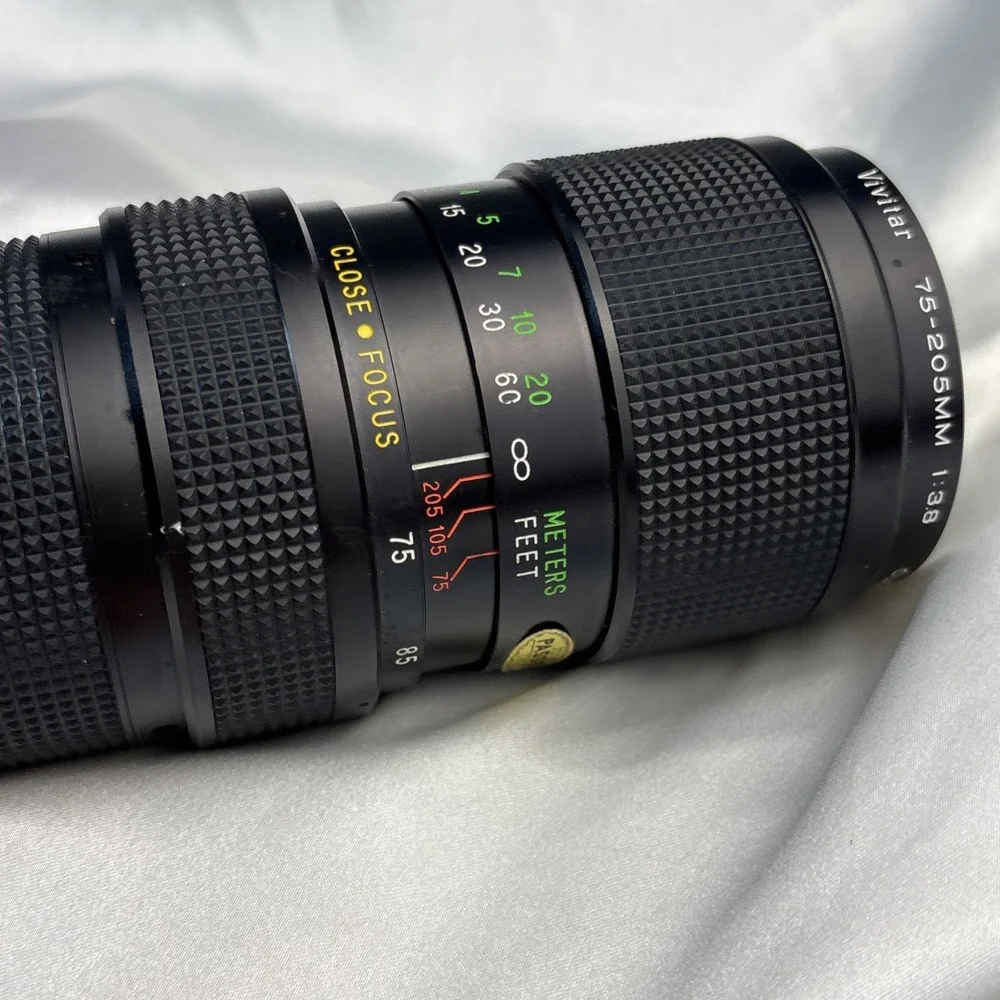 Vintage Vivitar Macro Focusing Zoom Camera‎ Lens 75-205mm 1:3.8  58mm Japan